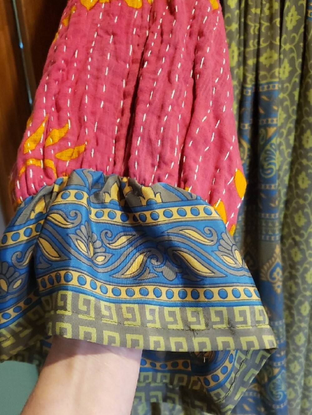 Cotton & Silk Boho Mixed-Print Robe/Duster With Balloon Sleeves. STUNNER! - Picture 4 of 9